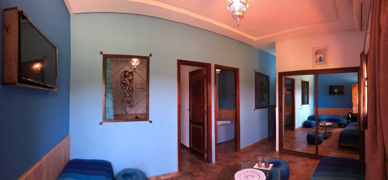 Riad Hamdani Derroua Bagian luar foto